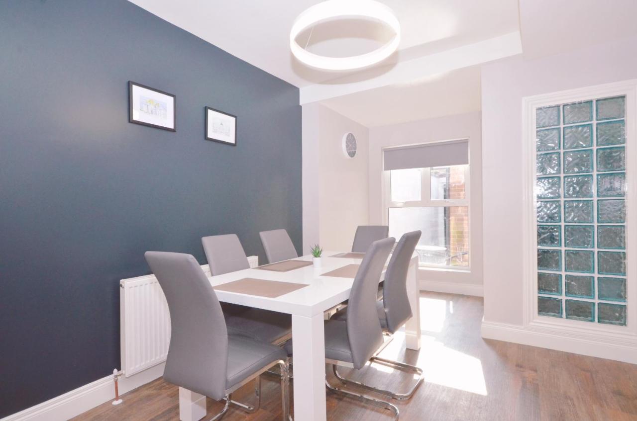 בלפסט Queens Quarter Townhouse 2 מראה חיצוני תמונה