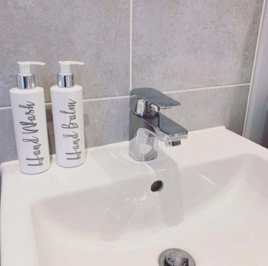 בלפסט Queens Quarter Townhouse 2 מראה חיצוני תמונה